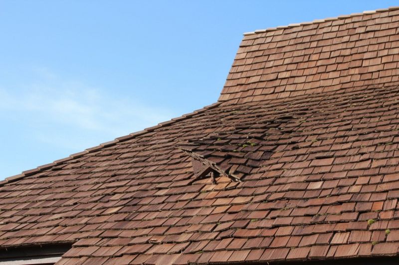 Cedar Shingles Replacement in Shoreham, NY